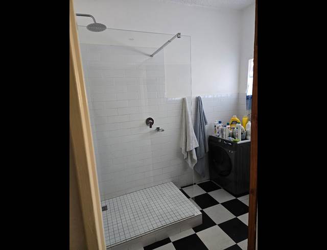 2 bed property to rent in LANGERUG