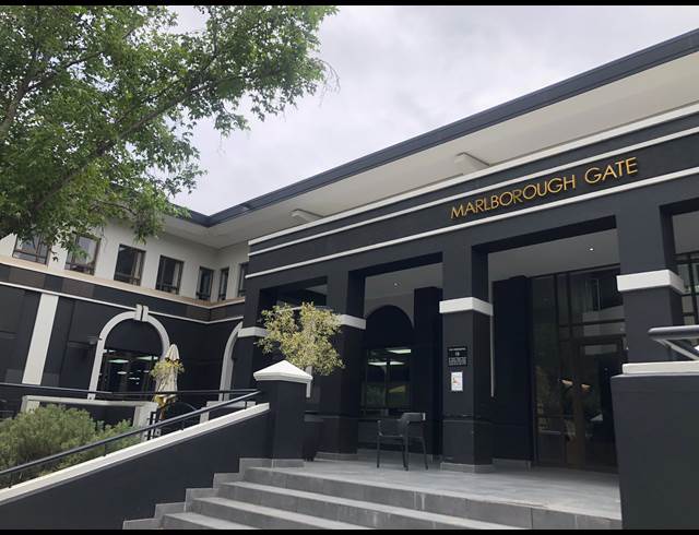 448M² OFFICE TO LET IN HYDE PARK