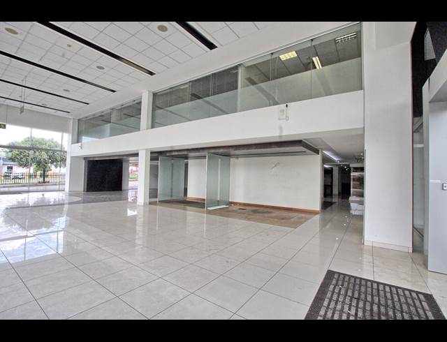 3,621M² WAREHOUSE TO LET IN ROODEPOORT