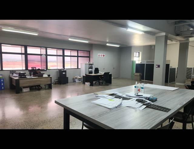 183M² OFFICE TO LET IN UMHLANGA RIDGE