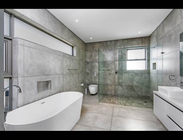 6 BEDROOM CLUSTER TO LET IN MORNINGSIDE