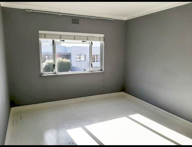 1 bed property to rent in TAMBOERSKLOOF