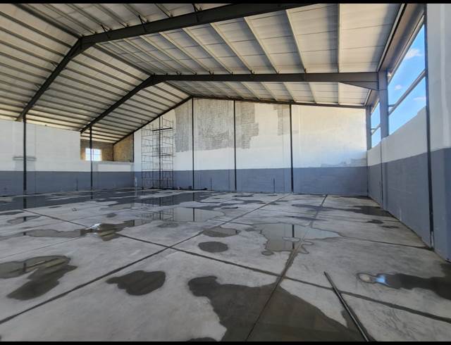 1,616M² WAREHOUSE TO LET IN BLACKHEATH INDUSTRIAL