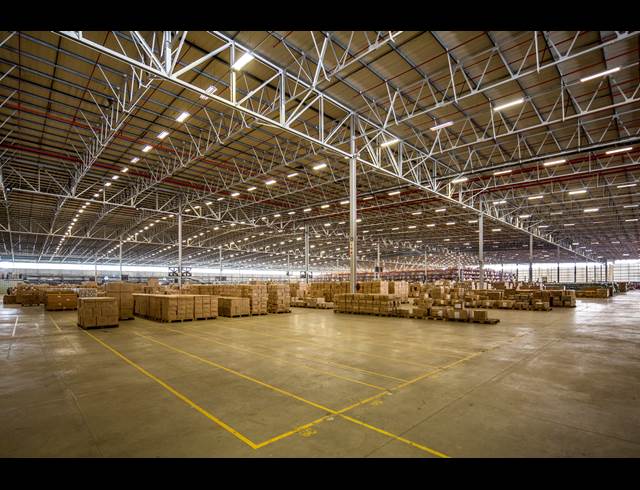 29,677M² WAREHOUSE TO LET IN PROSPECTON INDUSTRIAL