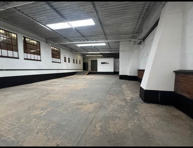 437M² WAREHOUSE TO LET IN SEBENZA