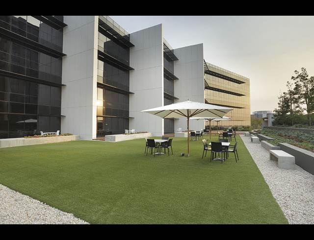 381M² OFFICE TO LET IN SANDTON CENTRAL