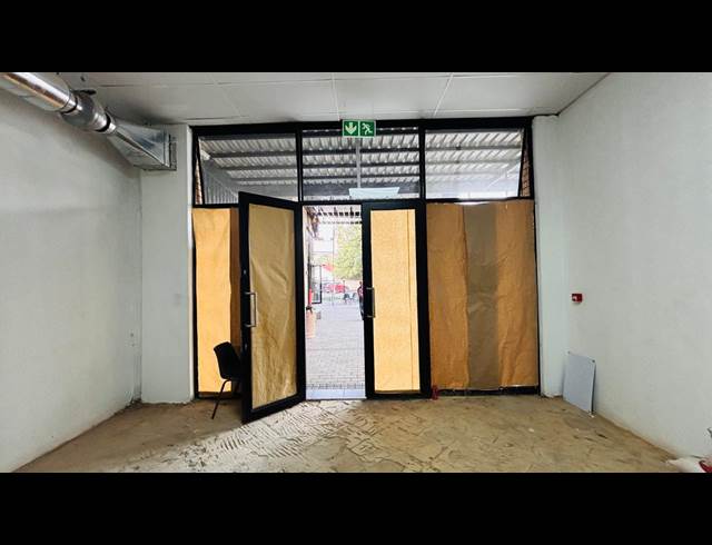 98M² RETAIL TO LET IN VANDERBIJLPARK SE 6