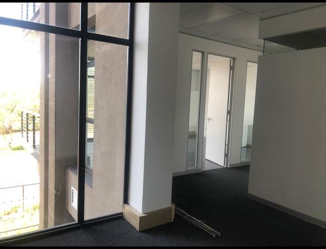 155M² OFFICE TO LET IN ILLOVO