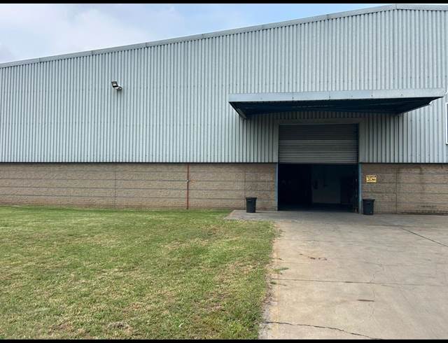 2,694M² WAREHOUSE TO LET IN ANDERBOLT