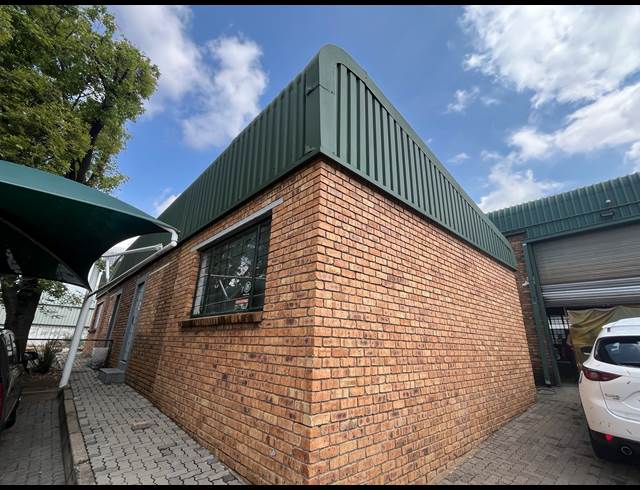 455M² WORKSHOP TO LET IN WADEVILLE