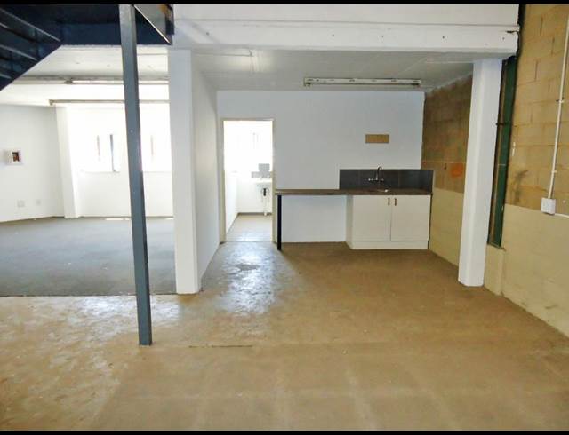 423M² WAREHOUSE TO LET IN MEADOWDALE