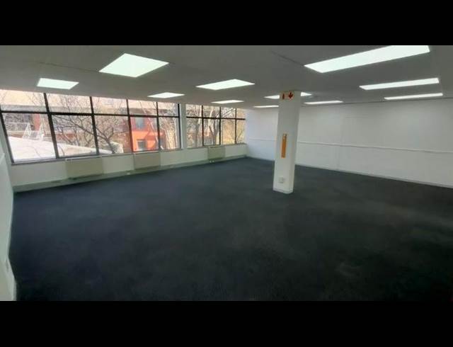 BUSINESS PROPERTY TO RENT IN VORNA VALLEY