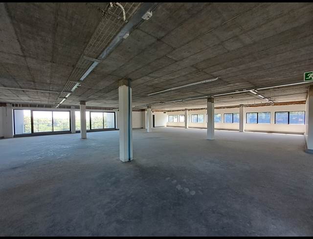 1,200M² OFFICE TO LET IN WAVERLEY