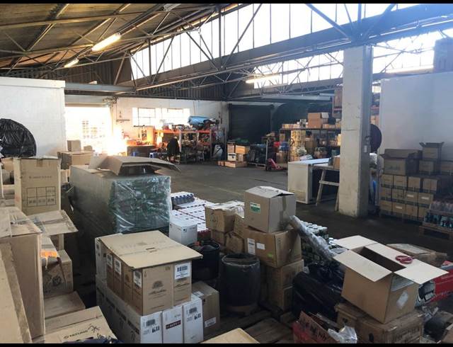500M² WAREHOUSE TO LET IN PAARDEN EILAND