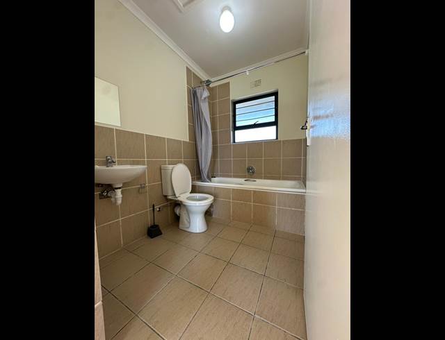 2 BEDROOM APARTMENT TO LET IN PARKLANDS