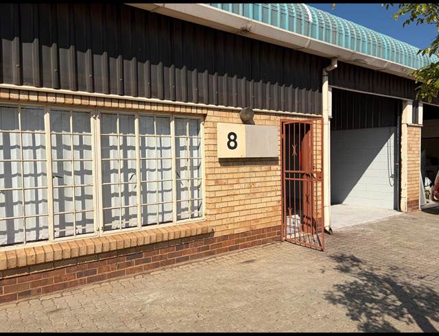 200M² WAREHOUSE TO LET IN ALBERTON NORTH
