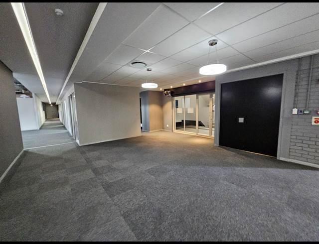 2,000M² OFFICE TO LET IN NORTHGATE BUSINESS PARK