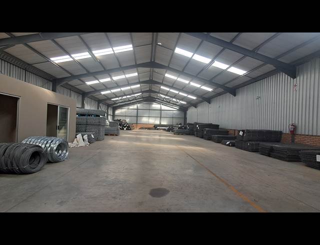 584M² WAREHOUSE TO LET IN GONUBIE