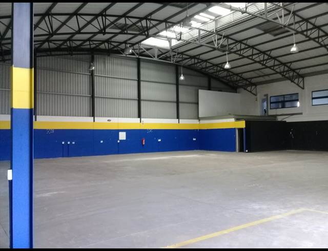 1,430M² WAREHOUSE TO LET IN AIRPORT INDUSTRIA