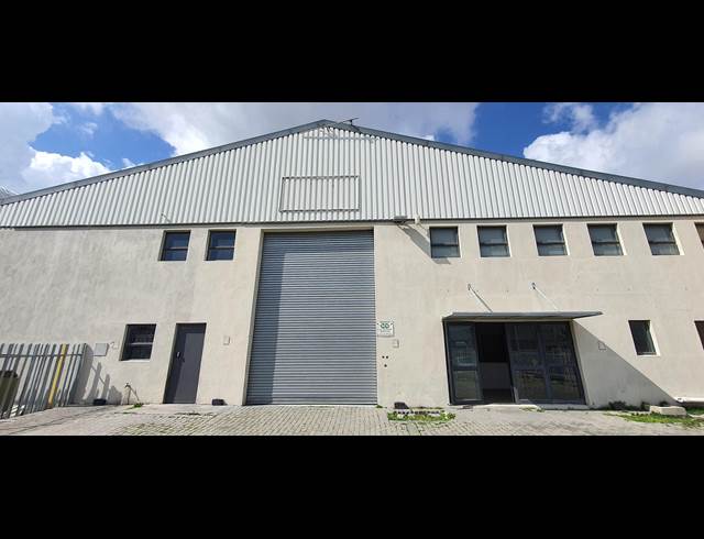 700M² WAREHOUSE TO LET IN KILLARNEY INDUSTRIA