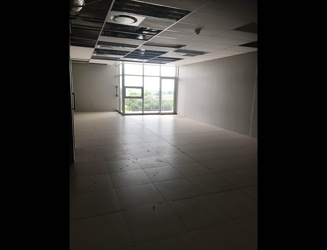 89M² OFFICE TO LET IN WITBANK EXT 5