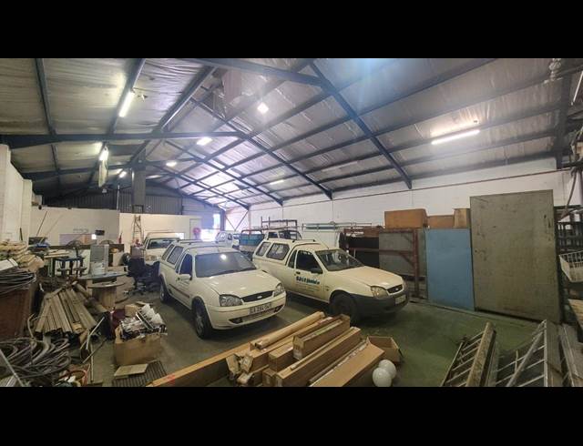 4,550M² WAREHOUSE TO LET IN ATLANTIS CENTRAL