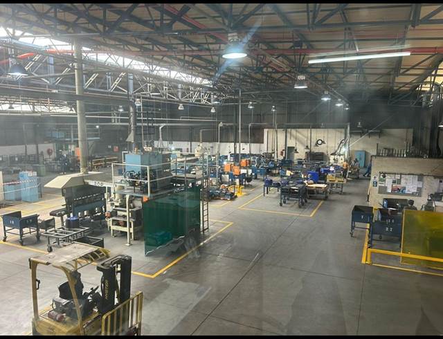 17,000M² WAREHOUSE TO LET IN ANDERBOLT