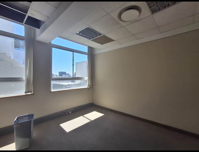 222M² OFFICE TO LET IN CAPE TOWN CITY CENTRE