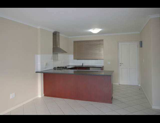 2 Bedroom Apartment Somerset Links