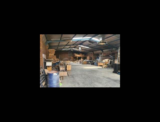 670M² MINI FACTORY TO LET IN DAGGAFONTEIN