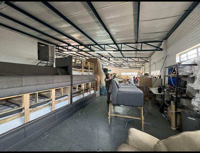 500M² WAREHOUSE TO LET IN STORMILL