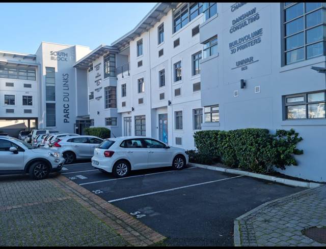 111M² OFFICE TO LET IN SOMERSET WEST CENTRAL