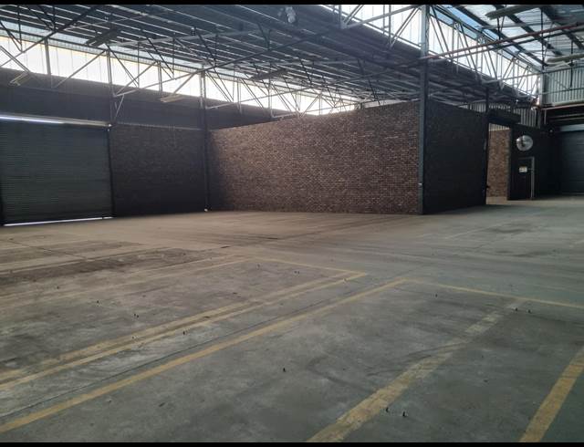 3,492M² WAREHOUSE TO LET IN ROCKY DRIFT