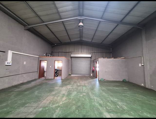 200M² WAREHOUSE TO LET IN ALRODE SOUTH