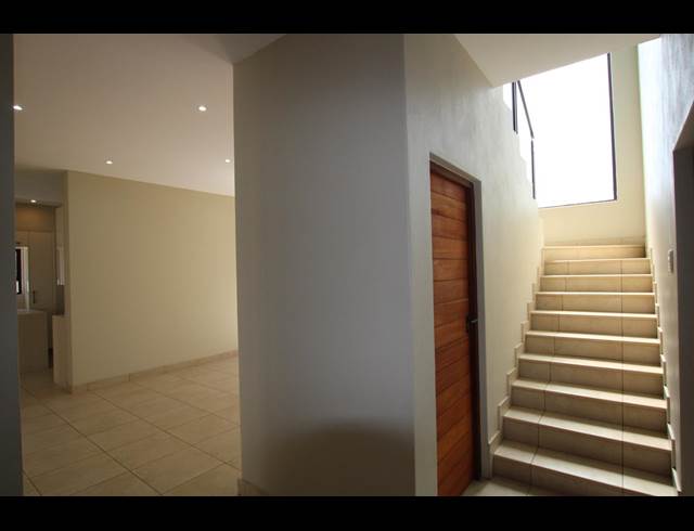5 BEDROOM HOUSE TO LET IN GLENHAZEL