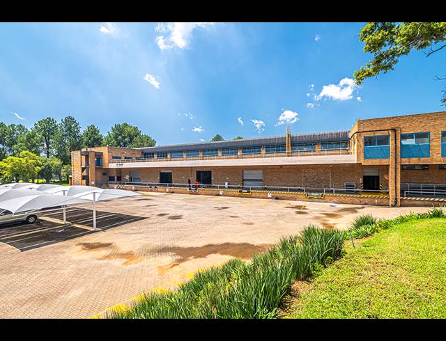 7,892M² WAREHOUSE TO LET IN RANDJESPARK