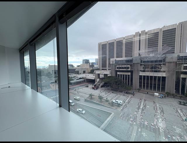 450M² OFFICE TO LET IN FORESHORE