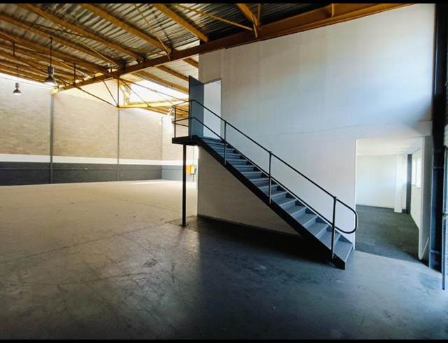 INDUSTRIAL PROPERTY TO RENT IN KYA SANDS