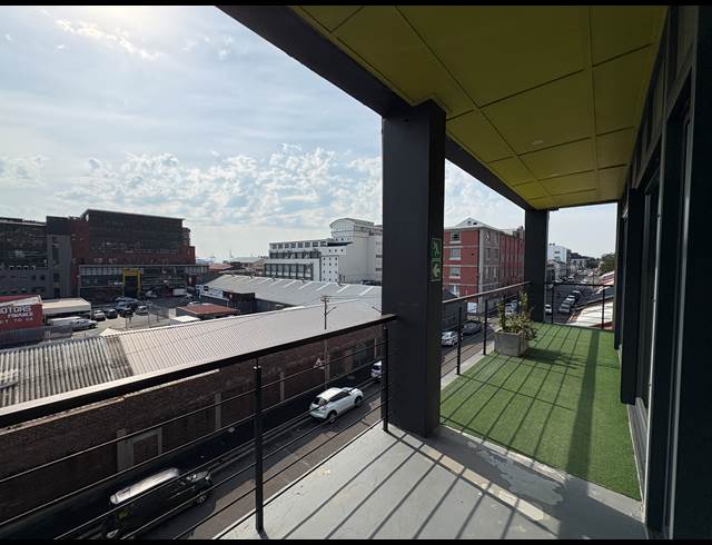 260M² OFFICE TO LET IN WOODSTOCK