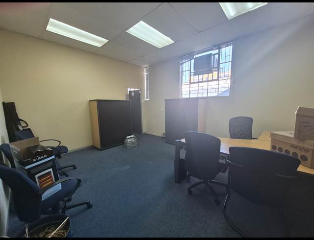 500M² OFFICE TO LET IN KRUGERSDORP CENTRAL