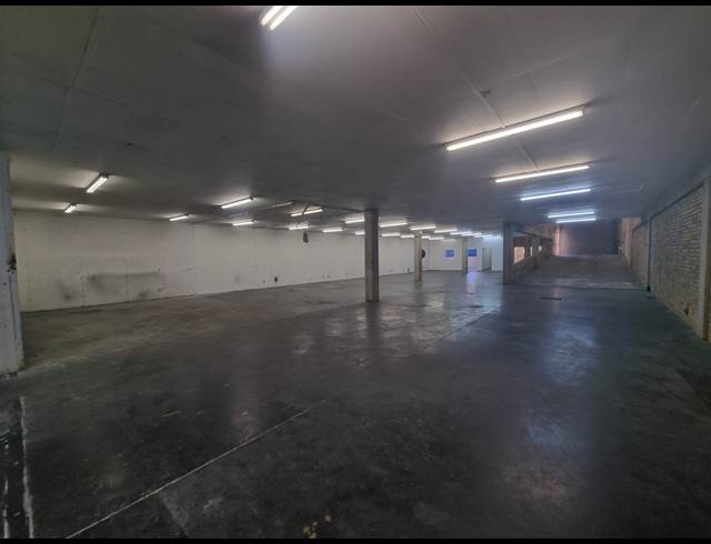512M² WAREHOUSE TO LET IN ORMONDE