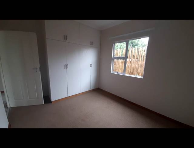 2 bed property to rent in WORCESTER WEST