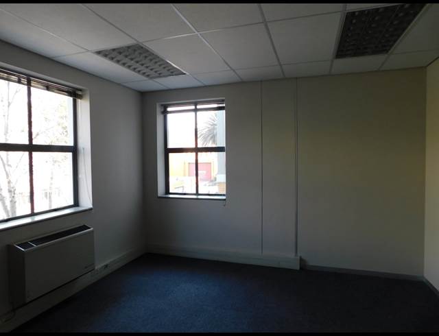 412M² OFFICE TO LET IN ILLOVO