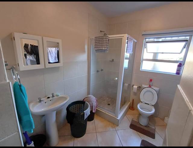 2 BEDROOM PROPERTY TO RENT IN MEYERSDAL