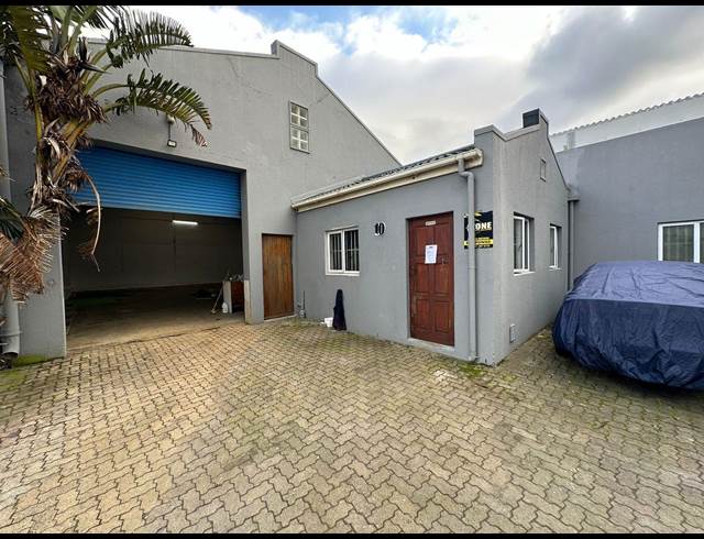197M² WAREHOUSE TO LET IN OTTERY