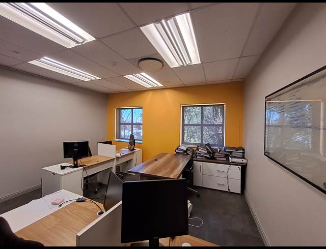 194M² OFFICE TO LET IN ILLOVO