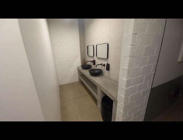 94M² CO-WORKING SPACE RENTED IN WOODSTOCK