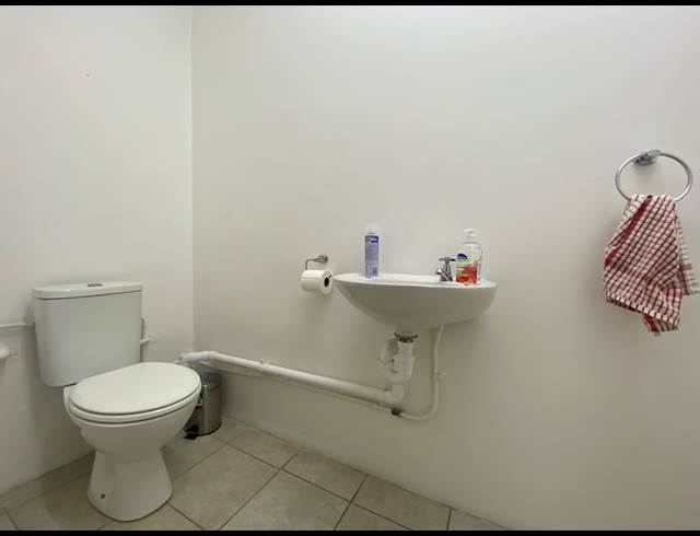 132M² OFFICE TO LET IN BROOKLYN
