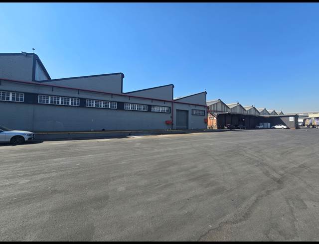 4,280M² WAREHOUSE TO LET IN BOKSBURG EAST