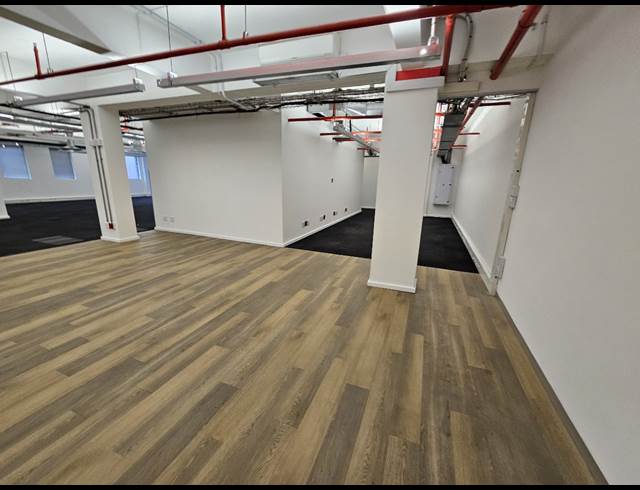 505M² OFFICE TO LET IN WOODSTOCK